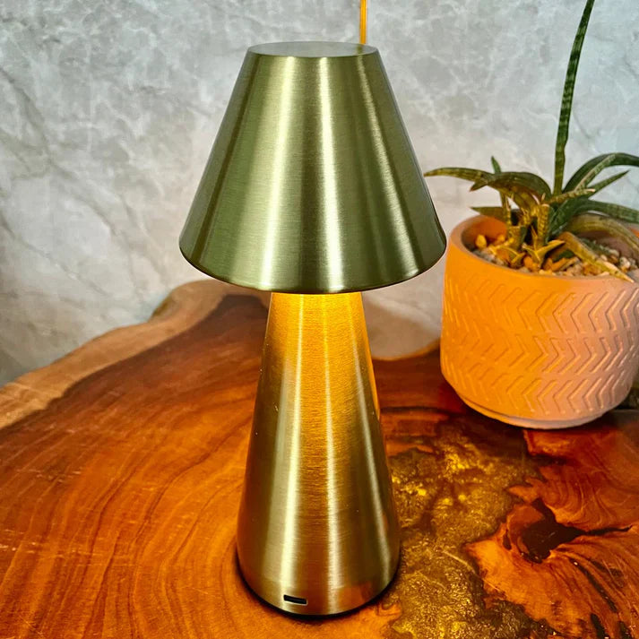 USB Rechargeable Portable Touch Control Dimmable 3 Light Color Tunable Table Lamp for Hotel, Cafe